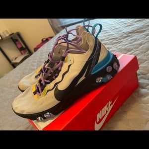 Womens Nike React